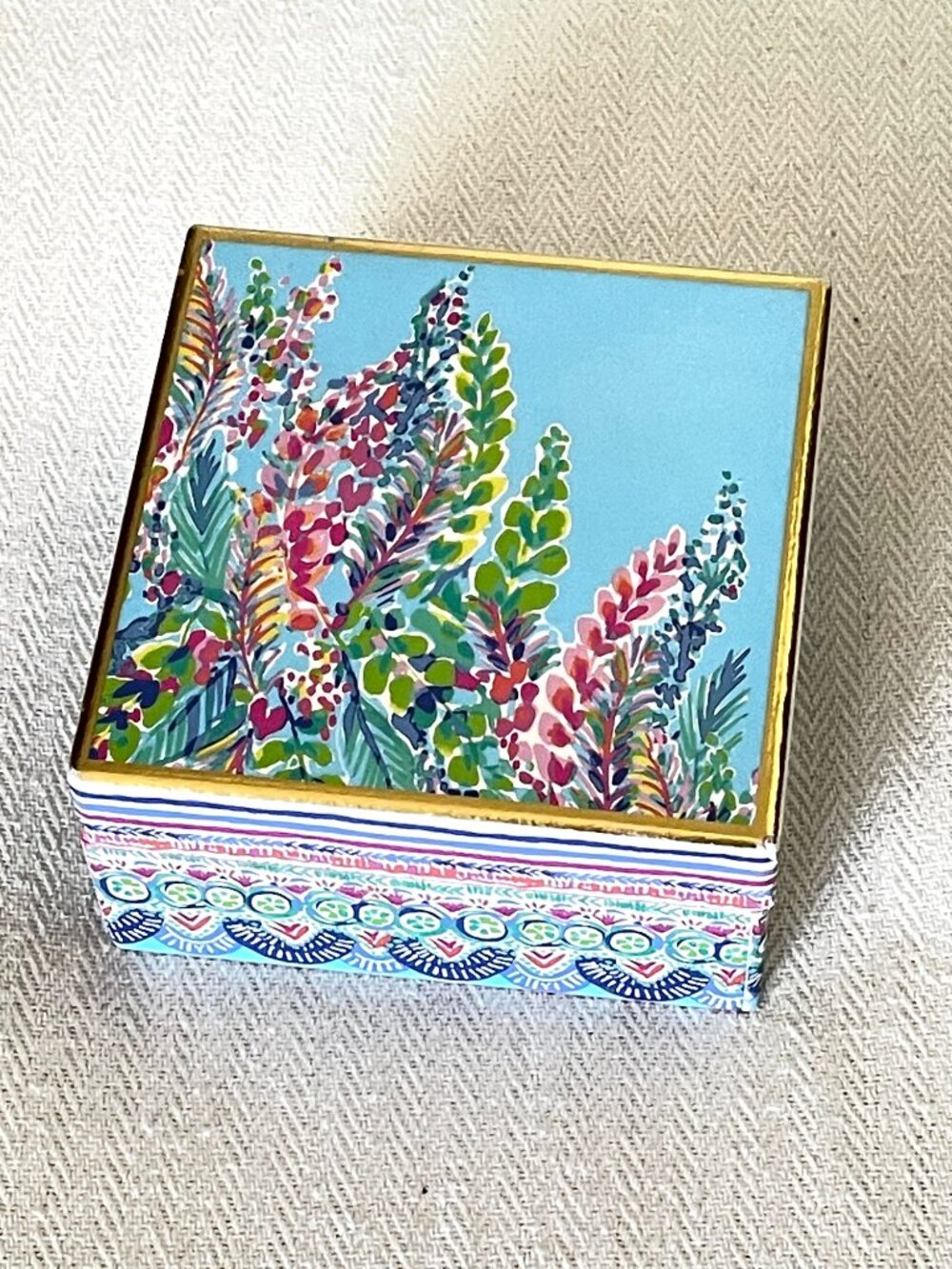 Lilly Pulitzer Lupine Box